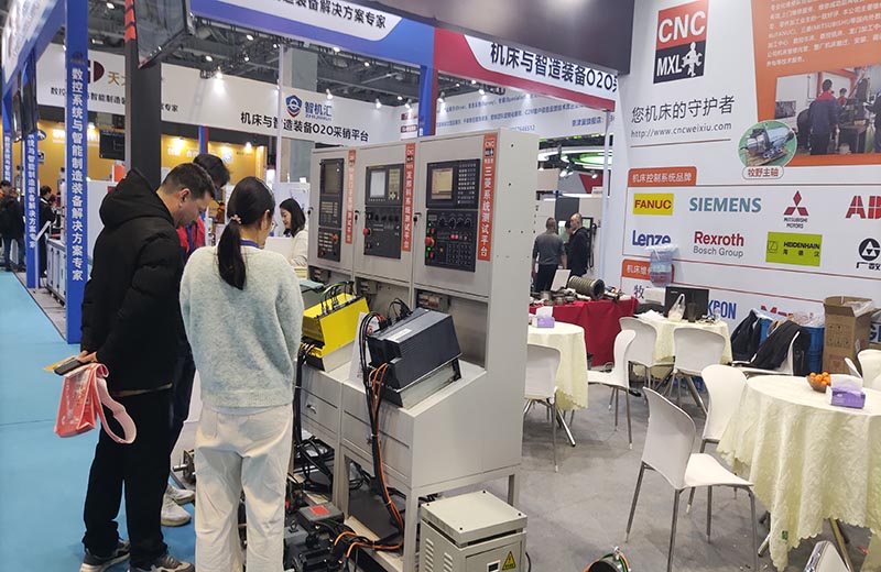 ?德馬吉機(jī)床維修：以匠心赴約，讓每一臺(tái)設(shè)備重?zé)ㄐ律? title=